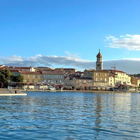 Thomas * Krk Town